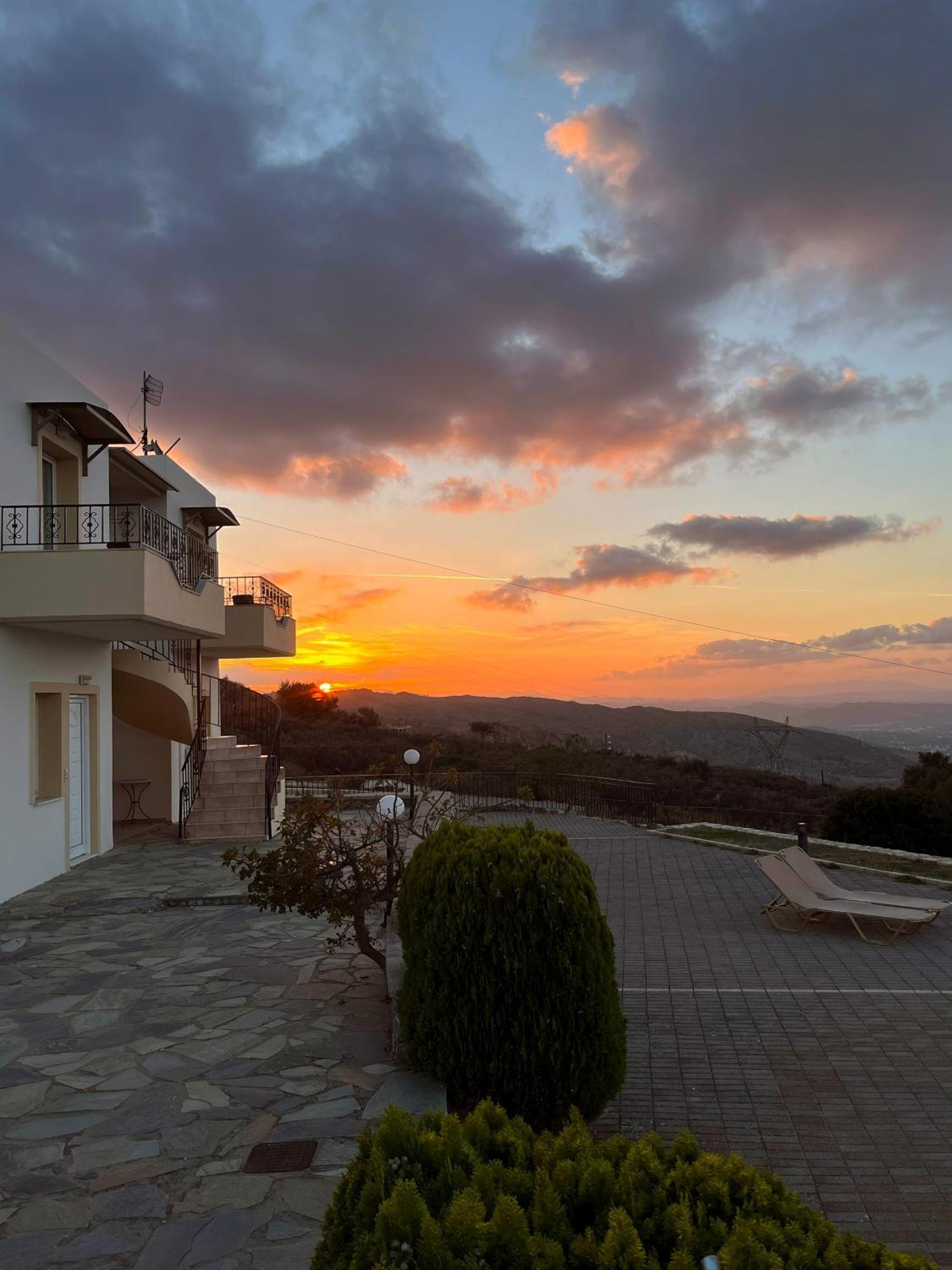 Panos Village Malaxa Bagian luar foto